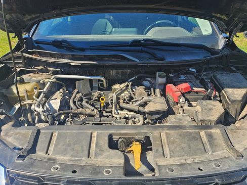 Used 2021 Nissan Rogue S FWD image 16