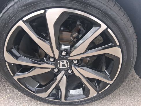 Used 2018 Honda Civic Sport image 9