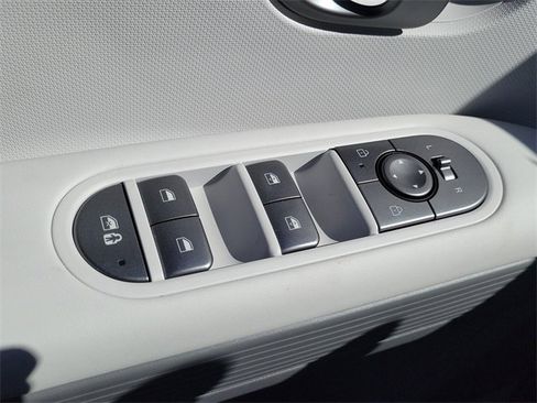 New 2026 Hyundai Ioniq 5 SEL image 14