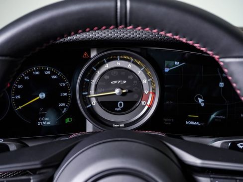 Certified 2024 Porsche 911 GT3 image 26