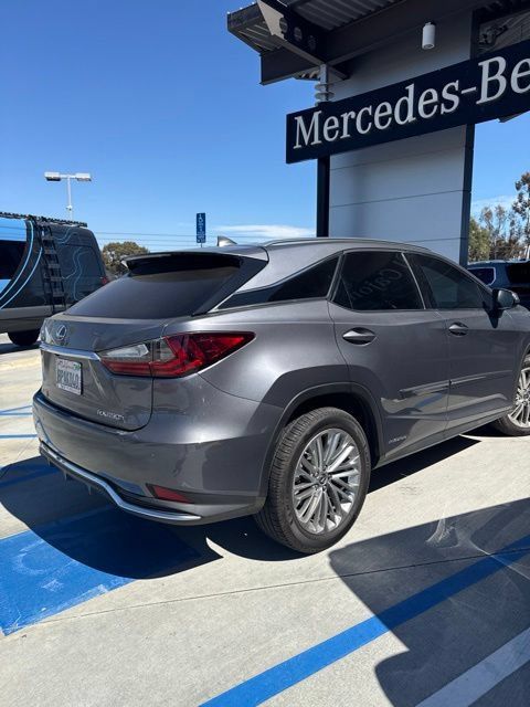 Used 2020 Lexus RX 450h AWD w/ Luxury Package image 4