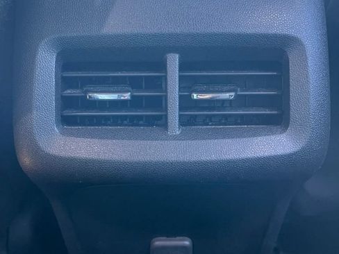 Used 2020 Chevrolet Equinox LS w/ LS Convenience Package AWD/4WD image 18