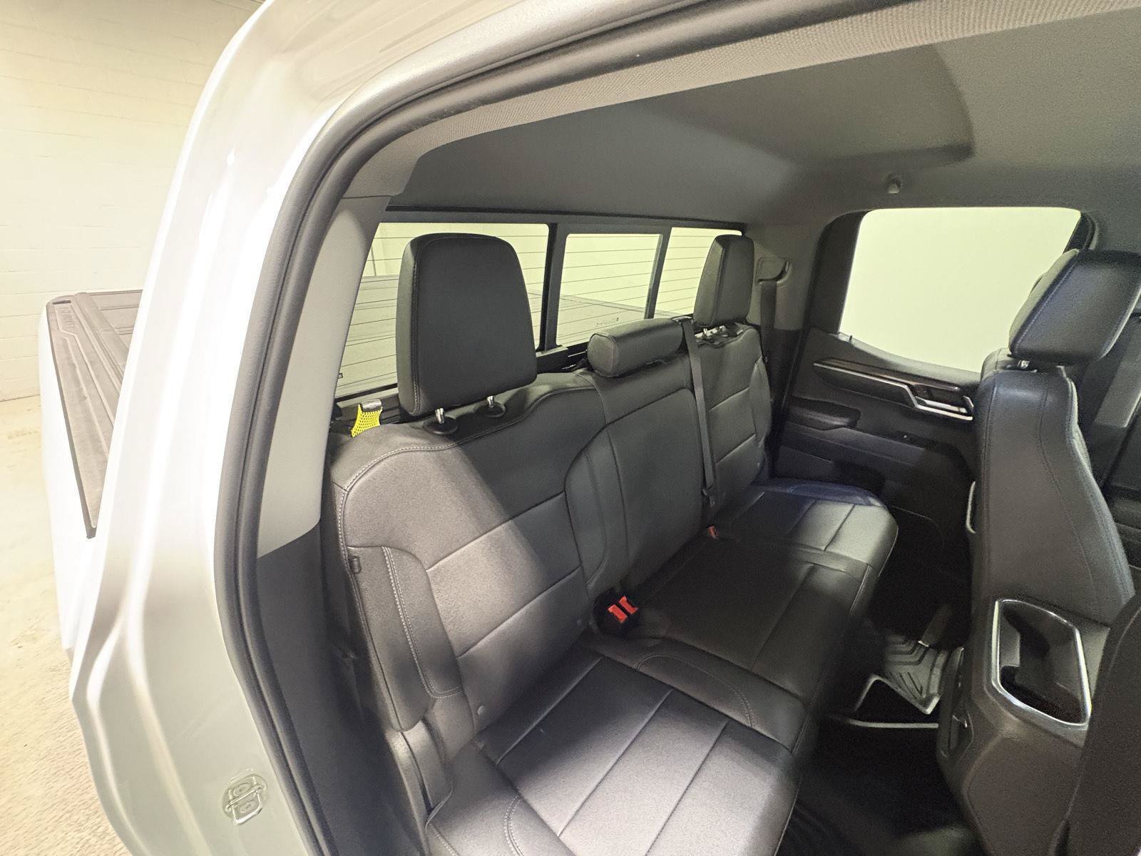 Used 2023 Chevrolet Silverado 1500 RST AWD/4WD image 34