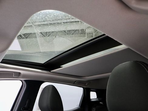 Certified 2025 Nissan Kicks SV w/ SV Premium Package image 26