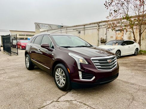 Used 2017 Cadillac XT5 Luxury w/ Driver Awareness Package image 1