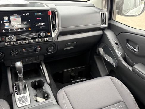 New 2026 Nissan Frontier SV w/ Tow Package image 12