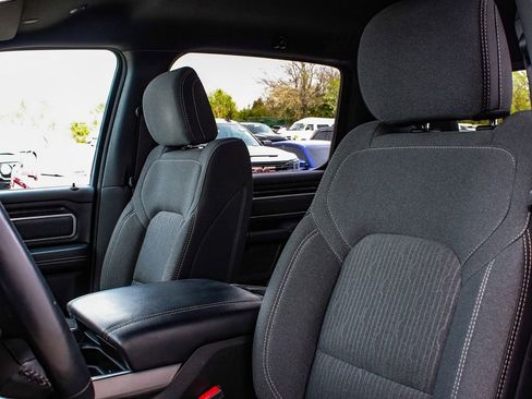 Used 2023 RAM 1500 Big Horn image 30