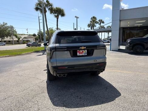 New 2026 Chevrolet Traverse High Country FWD image 10