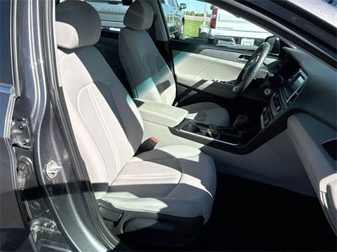 Used 2019 Hyundai Sonata SE image 22