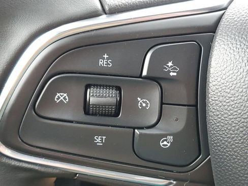 Used 2024 Buick Envista Sport Touring w/ Convenience I Package image 11