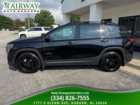 Used 2022 GMC Terrain AT4 w/ Infotainment Package II AWD/4WD image 9