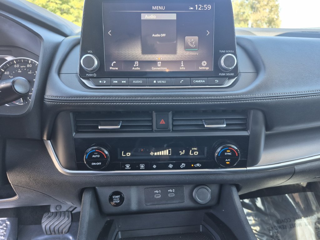 Used 2024 Nissan Rogue SV AWD/4WD image 11