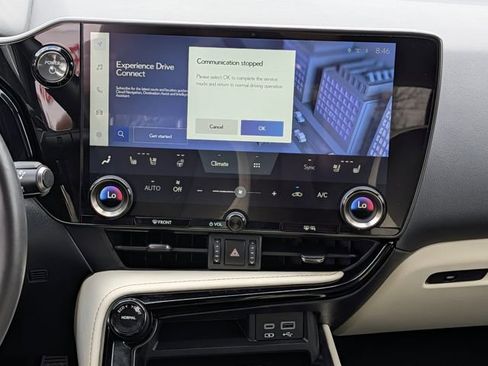 Used 2024 Lexus NX 350h AWD image 15