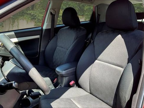 Used 2010 Toyota Matrix FWD image 19