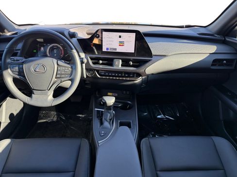 Used 2024 Lexus UX 250h image 10