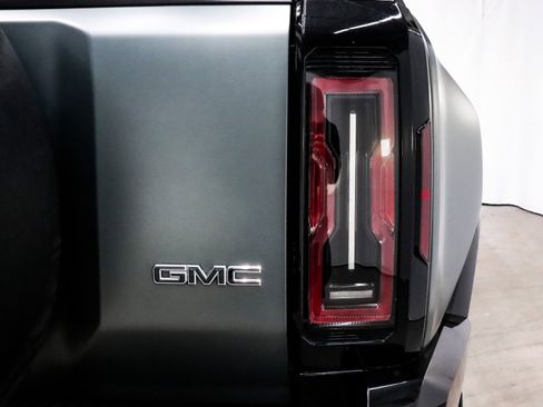 Used 2024 GMC Hummer EV 3X image 50