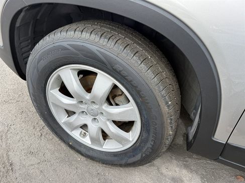 Used 2013 Kia Sorento LX w/ Convenience Pkg FWD image 11