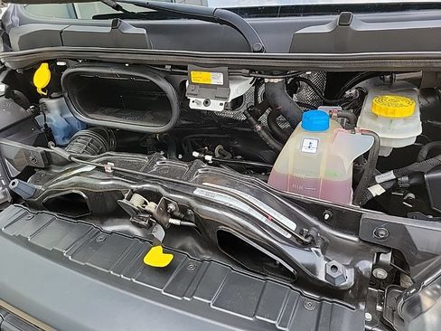 Used 2023 RAM ProMaster 2500 FWD image 30