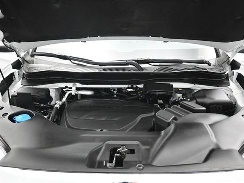 Certified 2025 Honda Ridgeline RTL image 31