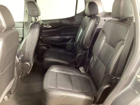 Used 2021 GMC Acadia SLT w/ Technology Package AWD/4WD image 27