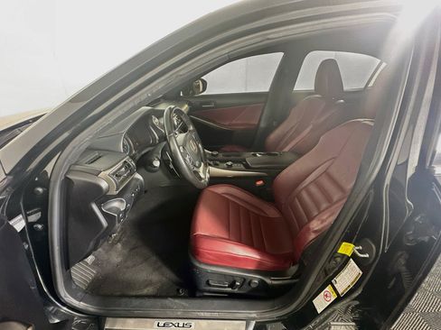 Used 2019 Lexus IS 300 F Sport w/ F Sport Package RWD image 13