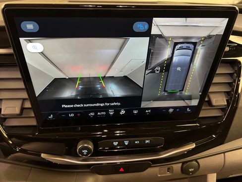 New 2026 Ford Transit 350 XLT image 17