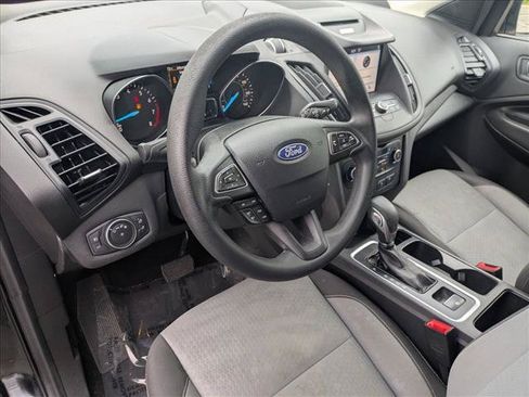 Used 2018 Ford Escape SE w/ SE Sync 3 Package AWD/4WD image 10