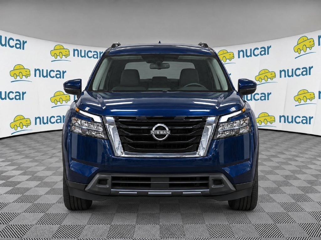 Used 2025 Nissan Pathfinder SV AWD/4WD image 5