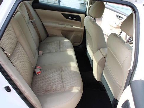 Used 2016 Nissan Altima 2.5 S w/ Power Driver Seat Package image 33