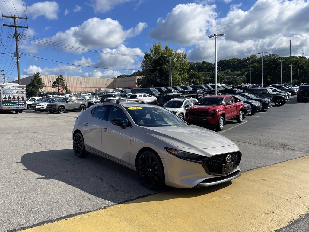 Used 2023 MAZDA MAZDA3 s FWD image 6