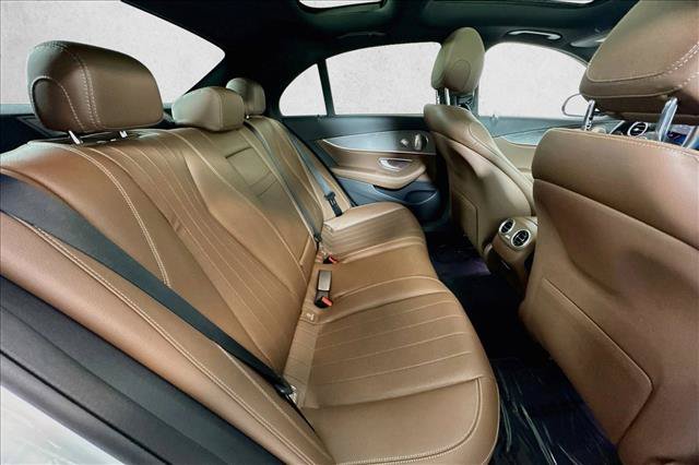Used 2023 Mercedes-Benz E 350 Sedan image 26