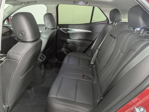 Used 2025 Buick Envision Avenir AWD/4WD image 17