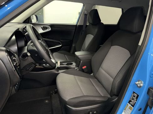 Used 2024 Kia Soul S FWD image 15