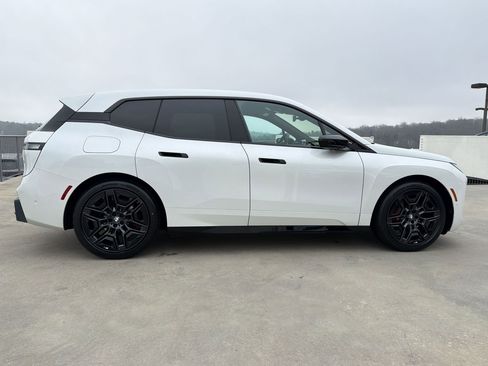 New 2026 BMW iX M70 image 8