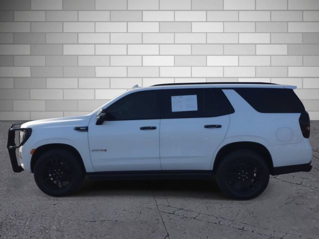 Used 2023 GMC Yukon AT4 w/ AT4 Premium Package AWD/4WD image 3