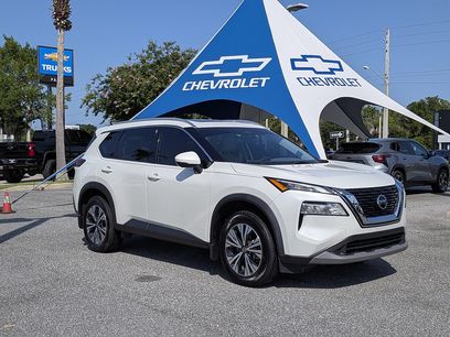Used 2021 Nissan Rogue SV w/ Premium Package