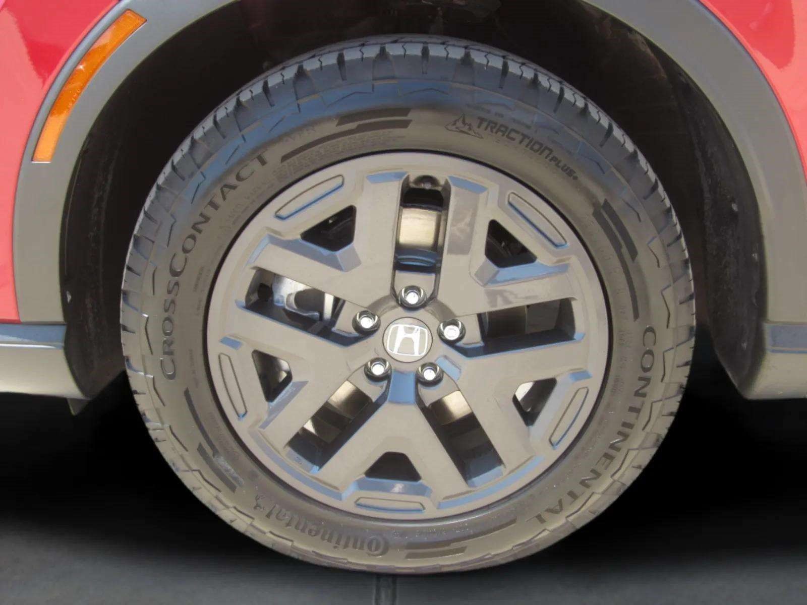 Certified 2026 Honda CR-V TrailSport image 4