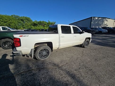 Used 2018 Chevrolet Silverado 1500 LT w/ All Star Edition AWD/4WD image 7