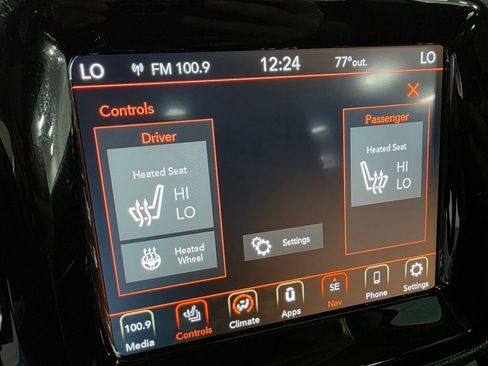 Used 2018 Jeep Compass Limited w/ Navigation Group AWD/4WD image 16