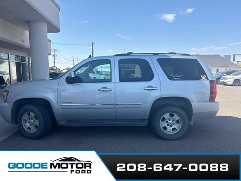 Used 2013 Chevrolet Tahoe LTZ AWD/4WD image 2