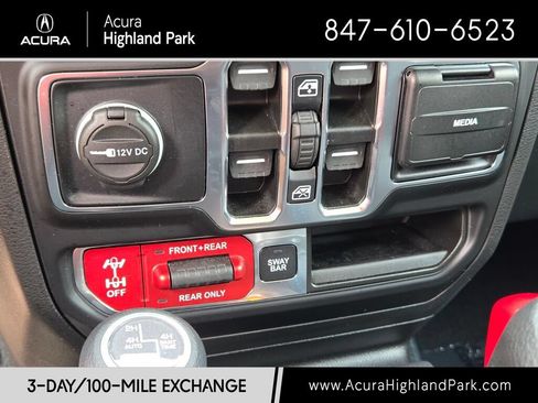 Used 2022 Jeep Wrangler Unlimited Rubicon 4xe w/ Cold Weather Group AWD/4WD image 35