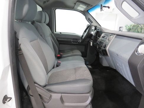 Used 2012 Ford F350 XLT w/ Snow Plow Prep Pkg image 8