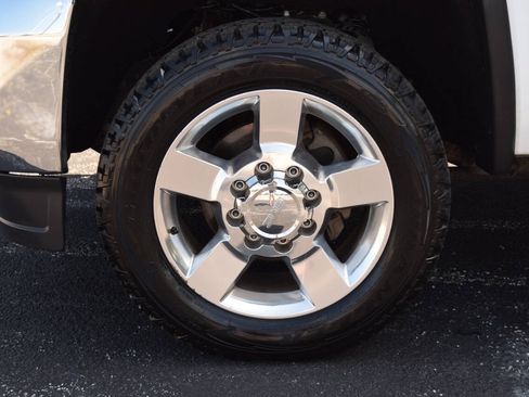 Used 2017 GMC Sierra 2500 4x4 Crew Cab image 5