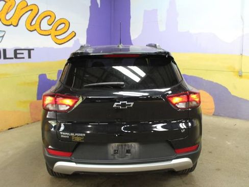 Used 2023 Chevrolet TrailBlazer LT w/ Convenience Package AWD/4WD image 7