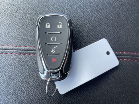 Used 2024 Chevrolet Equinox RS AWD/4WD image 29