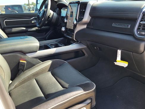 Used 2024 RAM 1500 Laramie image 9