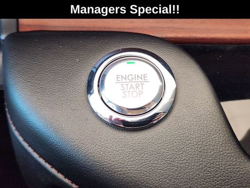 Used 2023 Lincoln Aviator Reserve w/ Equipment Group 201A RWD image 24