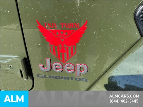 Used 2022 Jeep Gladiator Rubicon w/ LED Lighting Group AWD/4WD image 5