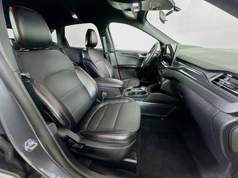 Used 2023 Ford Escape ST-Line w/ Tech Pack #1 image 8
