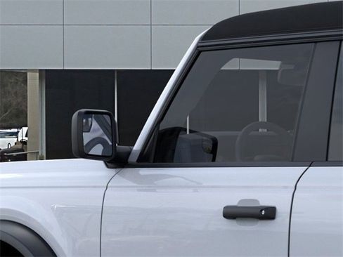New 2025 Ford Bronco 4-Door image 22